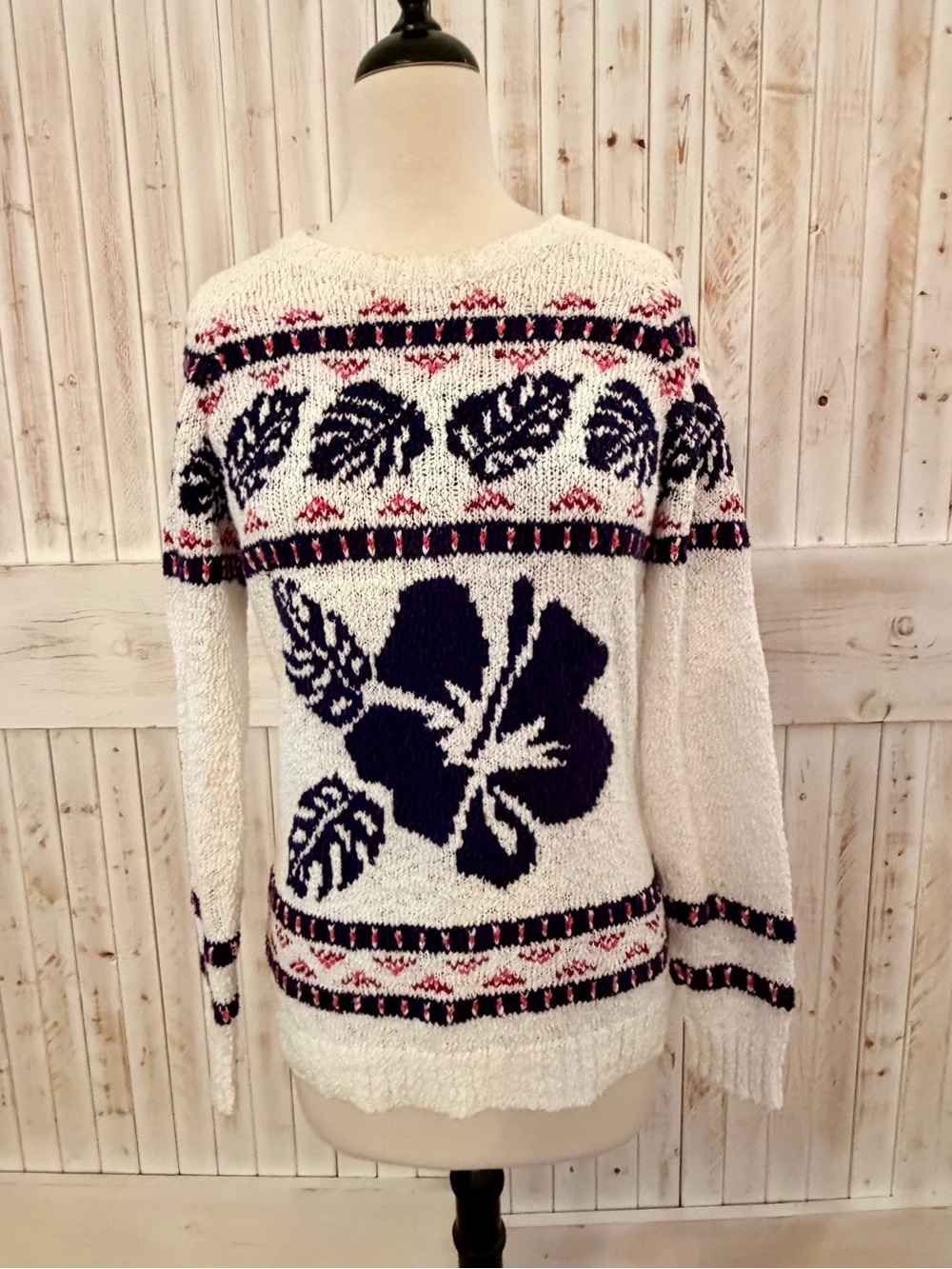 Tommy Bahama White Floral Knit Sweater with Navy Pattern